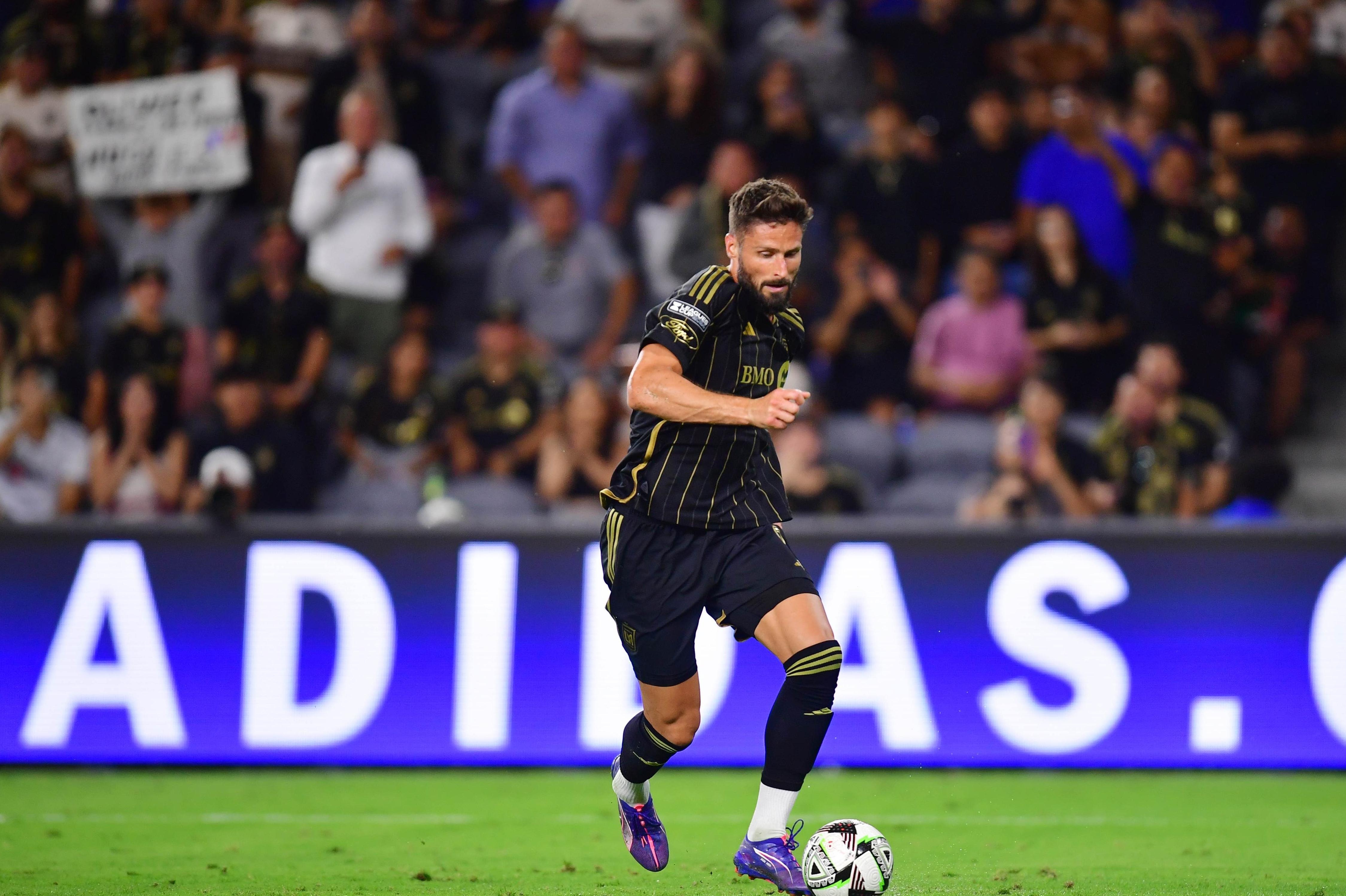 切尔西训练开放日，赛前再遭质疑引欢呼，欧篮联在即，数据趋势出现新变化的简单介绍