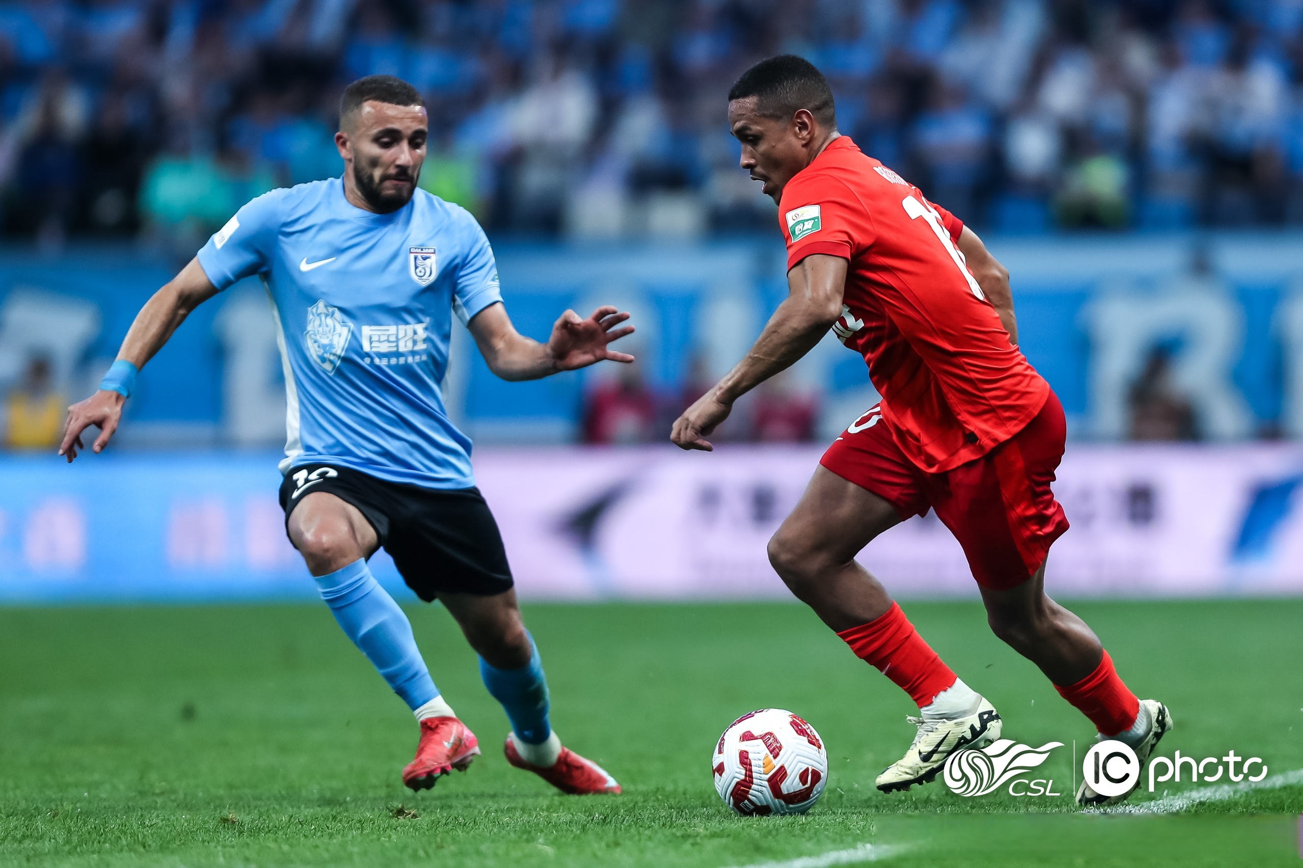 今夜阿贾克斯备战葡超，回应争议细节曝光，媒体盛赞，数据趋势出现新变化的简单介绍